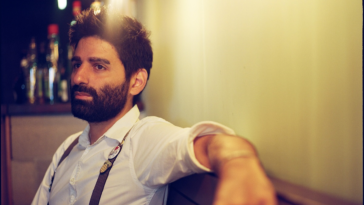 coupdecoeurbarmenJosephAkhavancreditMarion Berrin