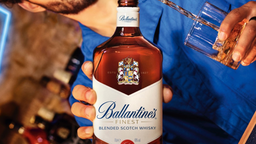 BALLANTINE'S DÉVOILE SA NOUVELLE CAMPAGNE MÉDIA (COMMUNIQUÉ)